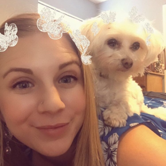 MEET YOUR POSHER - Picture 3 of 3